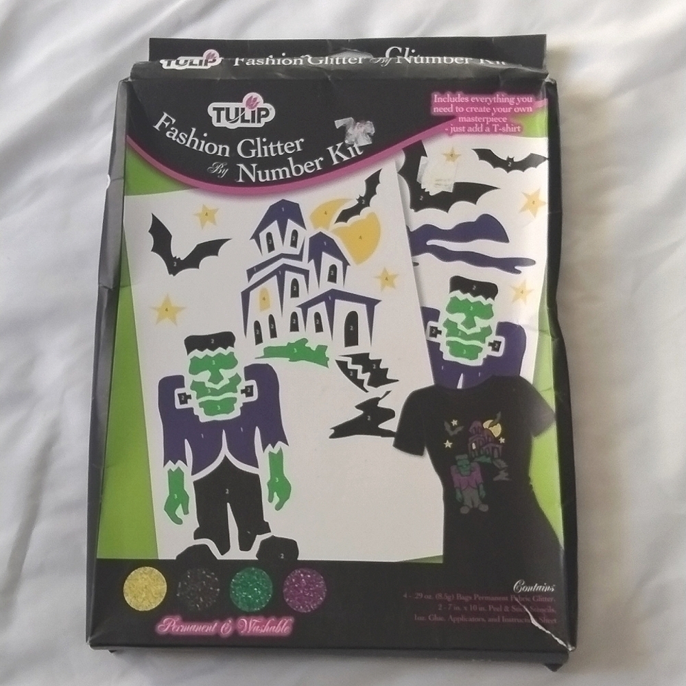 NIB DIY Glitter Shirt Kit